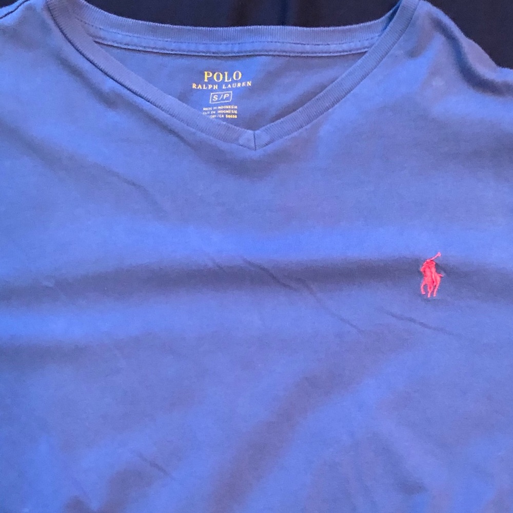 Blue Polo plain med sized tee
